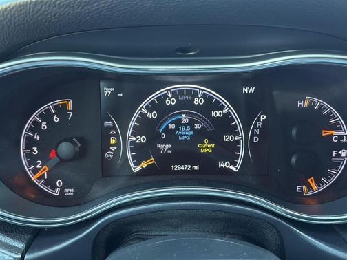 Granite Crystal Clearcoat Metallic 2018 Jeep Grand Cherokee Altitude
