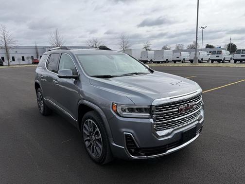 2020 GMC Acadia Denali