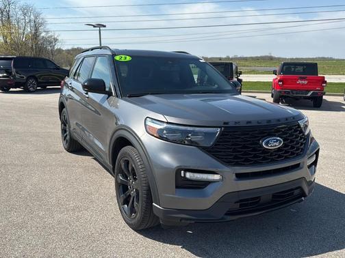 2023 Ford Explorer ST-Line