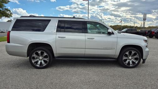 2017 Chevrolet Suburban LT
