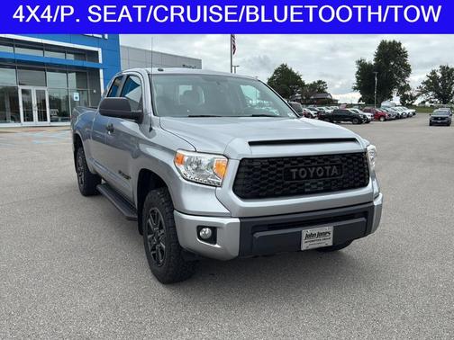 2017 Toyota Tundra SR5
