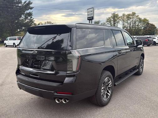 2025 Chevrolet Suburban Z71