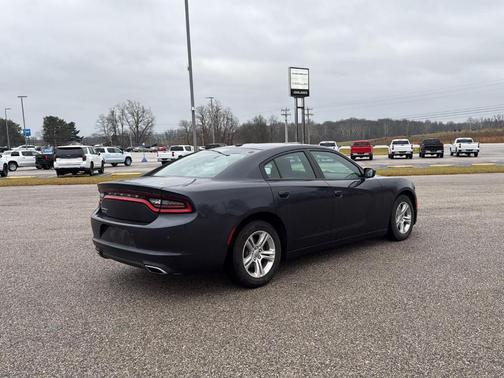 2017 Dodge Charger SE