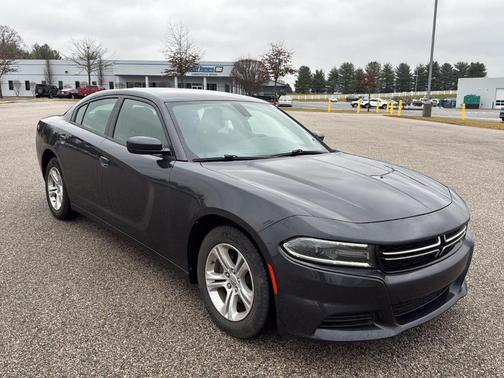 2017 Dodge Charger SE