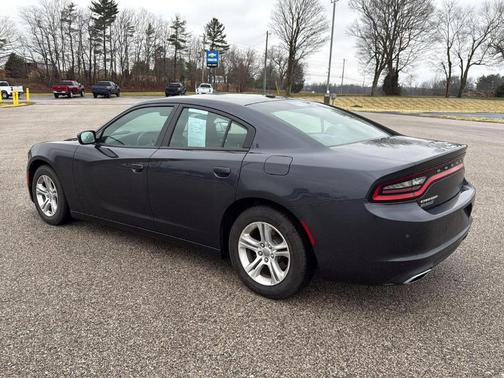 2017 Dodge Charger SE