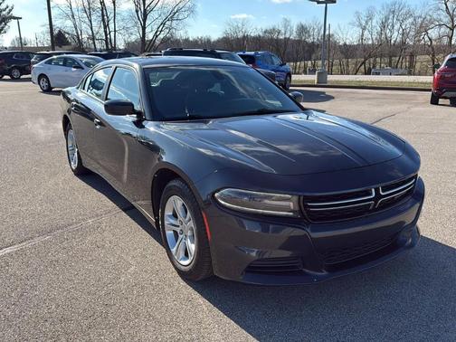 2017 Dodge Charger SE