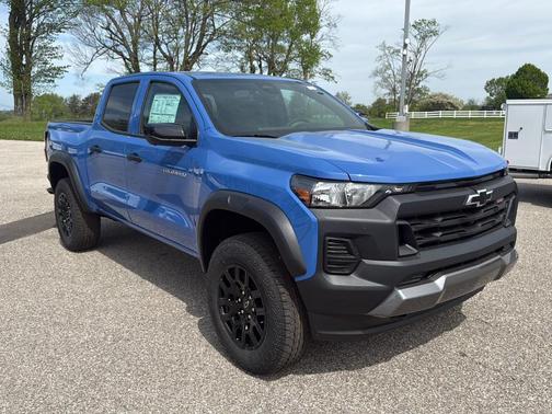 Reef Blue Metallic 2026 Chevrolet Colorado Trail Boss