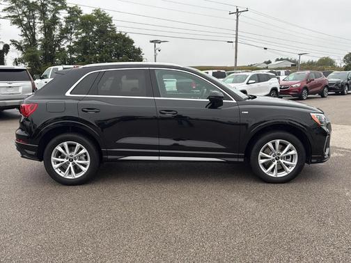 2021 Audi Q3 45 S line Premium