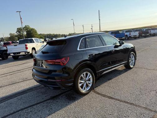 2021 Audi Q3 45 S line Premium