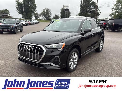 2021 Audi Q3 45 S line Premium