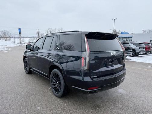 2022 Cadillac Escalade Sport Platinum