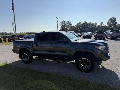 2021 Toyota Tacoma TRD Sport