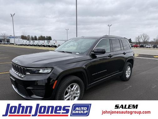 2022 Jeep Grand Cherokee Laredo