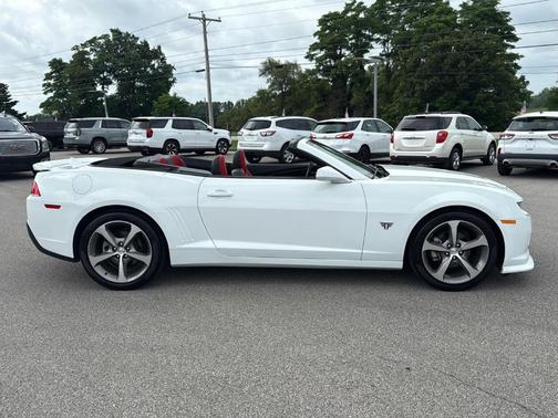 2015 Chevrolet Camaro 2LT