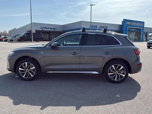 2023 Audi Q5 45 S line Premium Plus