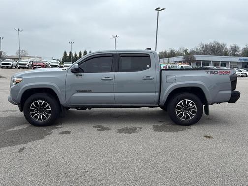 2020 Toyota Tacoma TRD Sport