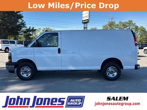 2023 GMC Savana 2500 Work Van
