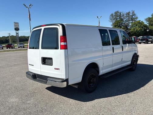 2023 GMC Savana 2500 Work Van