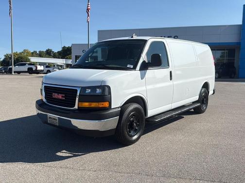 2023 GMC Savana 2500 Work Van
