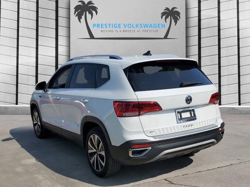 2023 Volkswagen Taos SE