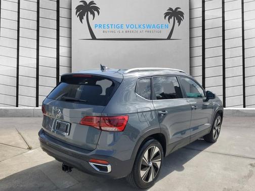 2024 Volkswagen Taos SE