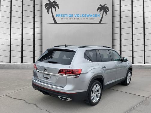 2022 Volkswagen Atlas 3.6L V6 SE w/Technology