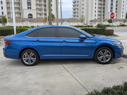 2023 Volkswagen Jetta 1.5T SE