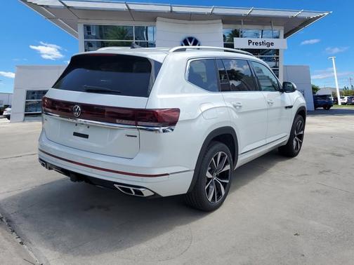 2025 Volkswagen Atlas 2.0T SEL Premium R-Line
