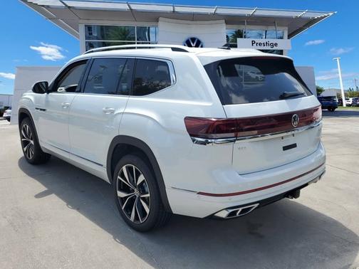 2025 Volkswagen Atlas 2.0T SEL Premium R-Line