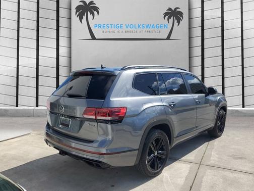 2023 Volkswagen Atlas 3.6L V6 SEL R-Line Black