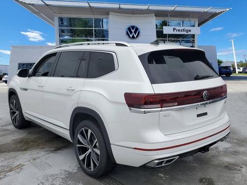2025 Volkswagen Atlas 2.0T SEL Premium R-Line