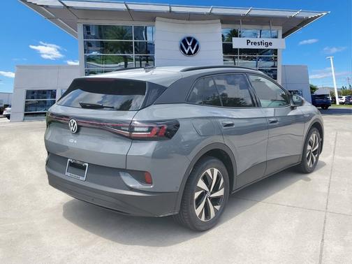 2025 Volkswagen ID.4 Pro