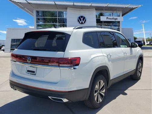 2025 Volkswagen Atlas 2.0T SE