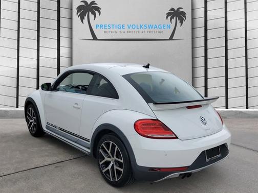 2016 Volkswagen Beetle 1.8T Dune