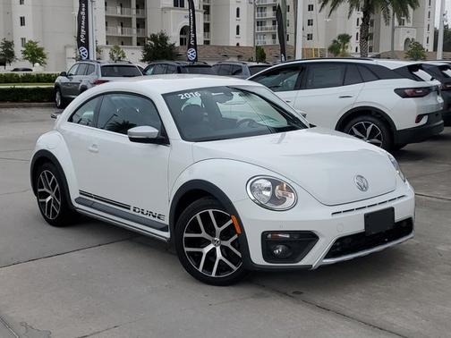 2016 Volkswagen Beetle 1.8T Dune
