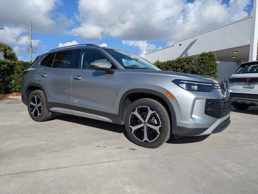 Pyrite Silver Metallic 2025 Volkswagen Tiguan 2.0T SE