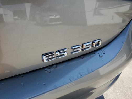 2021 Lexus ES 350 Base