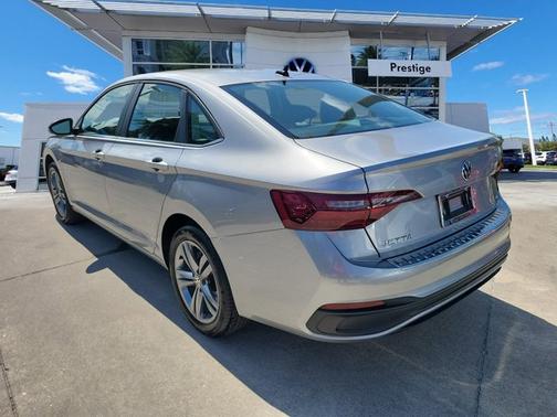 2023 Volkswagen Jetta SE