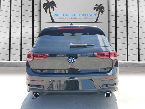 2024 Volkswagen Golf GTI 380 SE
