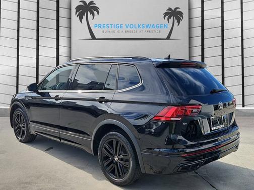 2022 Volkswagen Tiguan 2.0T SE R-Line Black