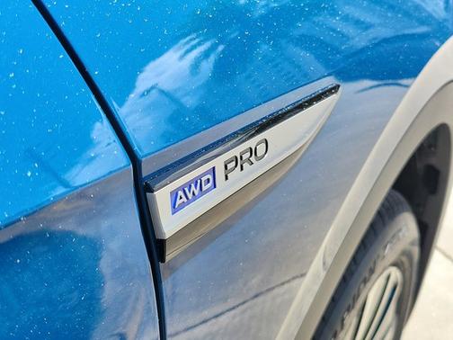 2025 Volkswagen ID.4 Pro
