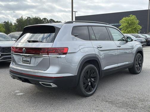 Mist 2026 Volkswagen Atlas 2.0T SE w/Technology