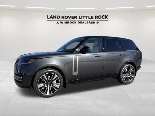 2025 Land Rover Range Rover P550e SE