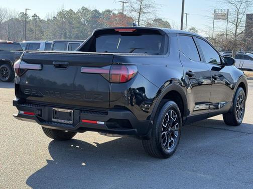2023 Hyundai SANTA CRUZ SE