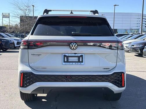 sandstone 2026 Volkswagen Tiguan 2.0T SEL R-Line 4MOTION