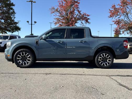 2022 Ford Maverick Lariat