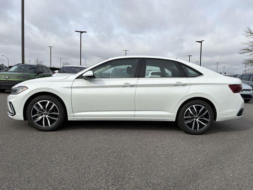 2026 Volkswagen Jetta 1.4T SE