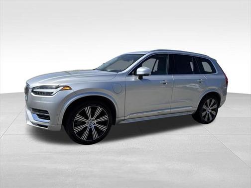 2022 Volvo XC90 Recharge Plug-In Hybrid T8 Inscription 7 Passenger