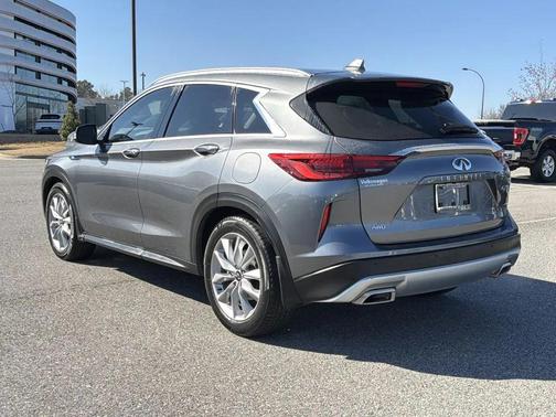 2021 INFINITI QX50 LUXE AWD