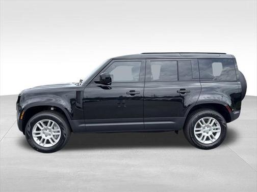 2025 Land Rover Defender 110 P300